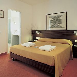 Comfort King Room